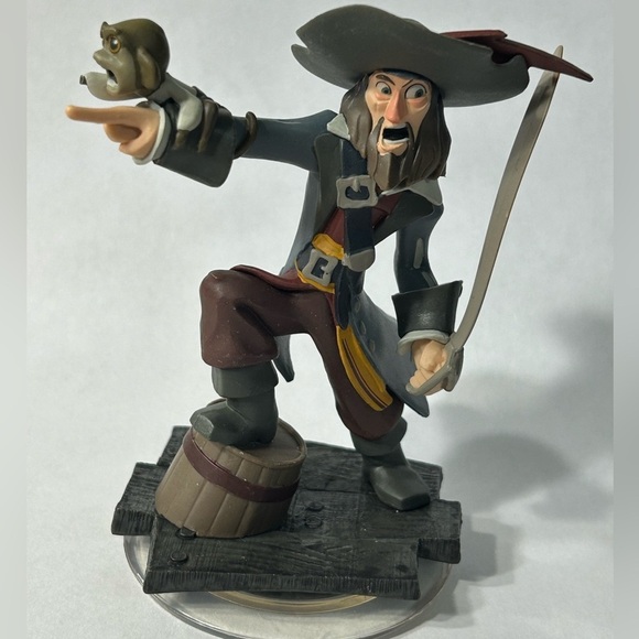 Disney Infinity - Barbossa 🍎🐒 Buy 4 $14 Figures Get TWO $14s FREE - Picture 1 of 3